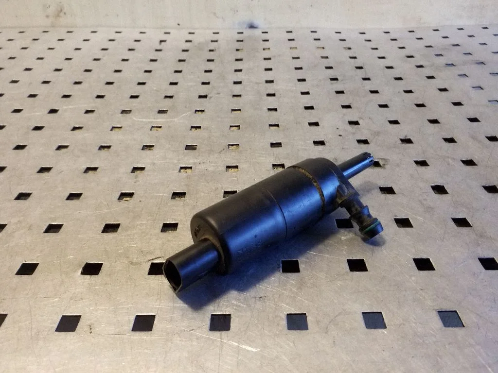 Headlight washer pump 3B7955681 – Volkswagen Passat CC (2008-2016)
