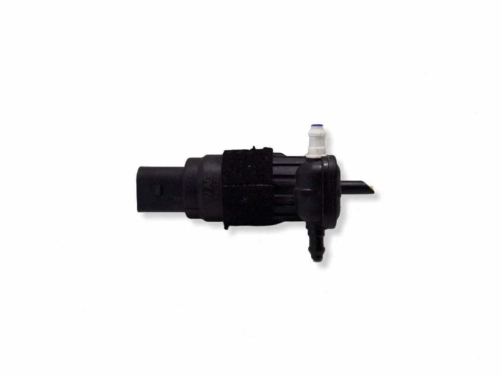 Windscreen/windshield washer pump 8K9955647