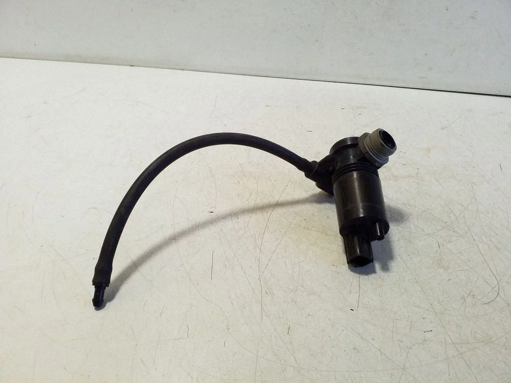 Klaasipesuvedeliku pump (klaaside) – Land Rover Discovery Sport (2014-)