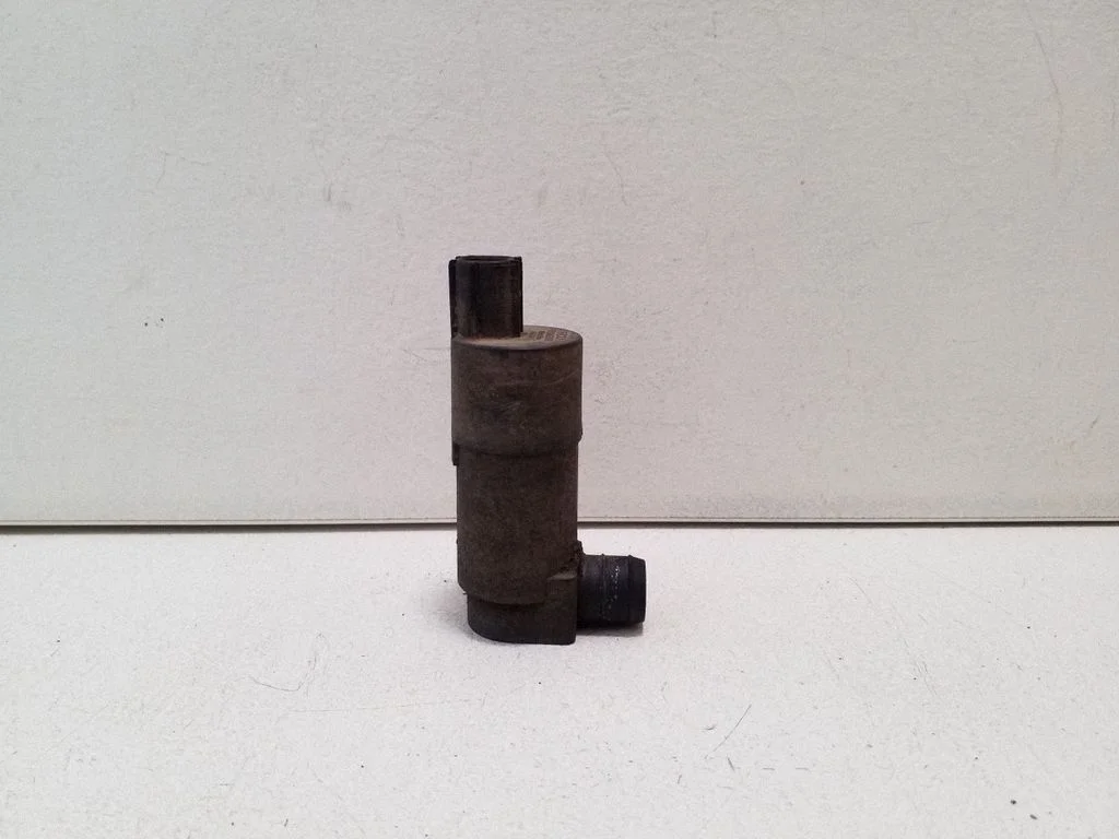Windscreen/windshield washer pump