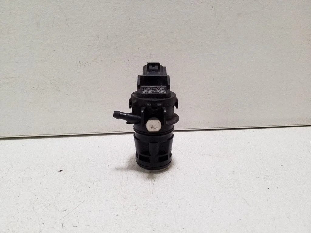 Klaasipesuvedeliku pump (klaaside) 8533047010