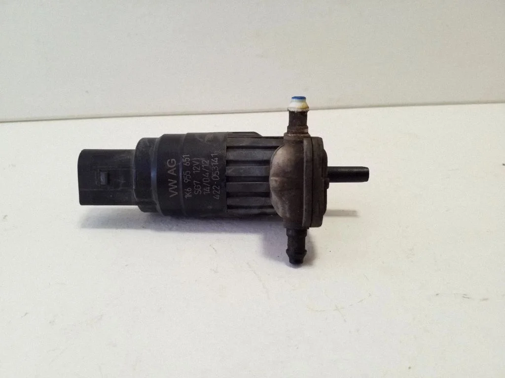 Windscreen/windshield washer pump 1K6955651