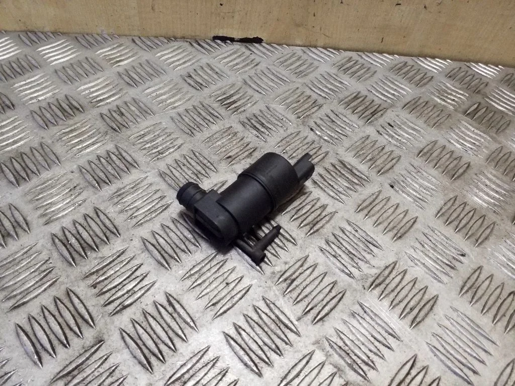 Klaasipesuvedeliku pump (klaaside) 9641553880