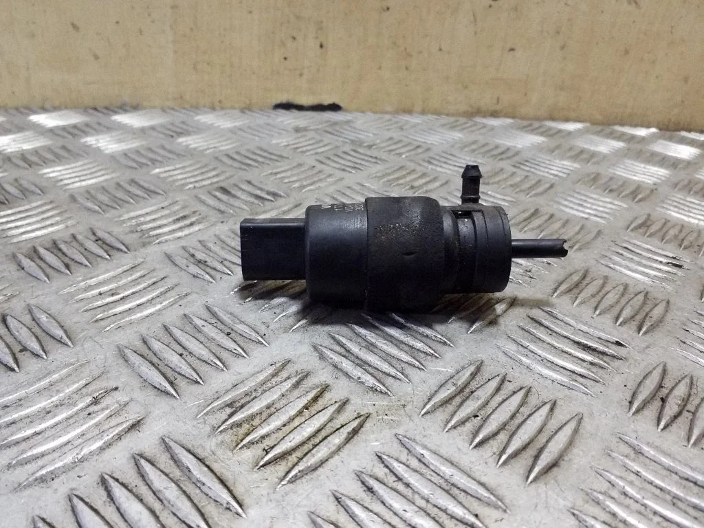 Windscreen/windshield washer pump 1T0955651