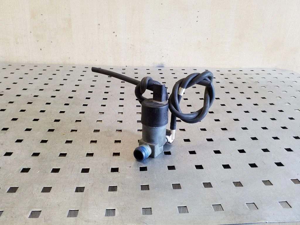 Klaasipesuvedeliku pump (klaaside) 9641553880