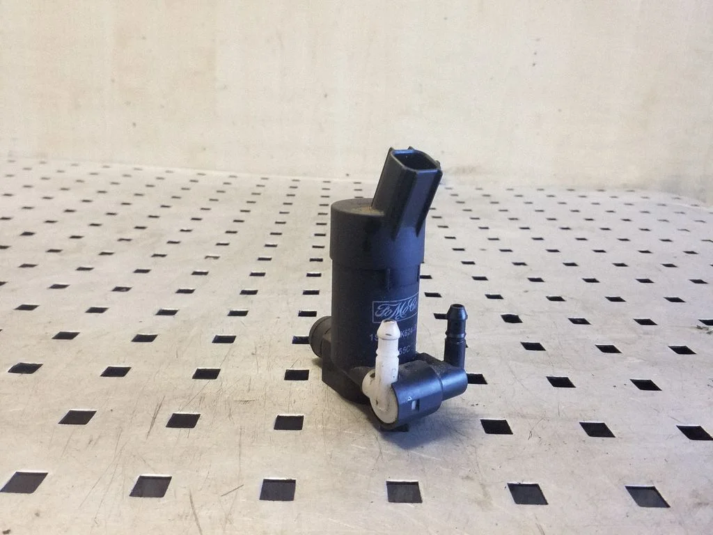 Klaasipesuvedeliku pump (klaaside) 1S7117K624FE