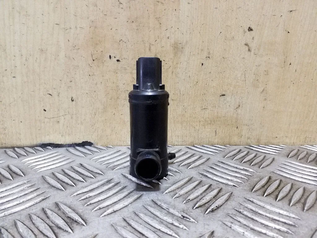 Windscreen/windshield washer pump