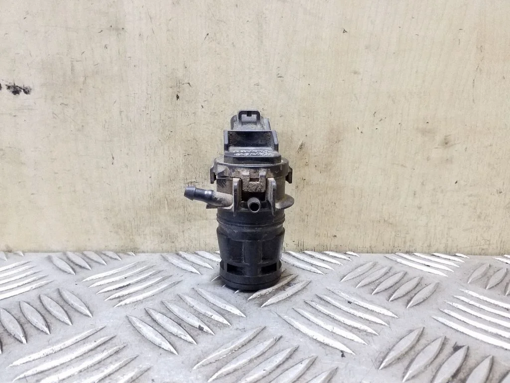 Windscreen/windshield washer pump 8533071010