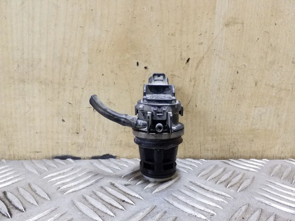 Windscreen/windshield washer pump 8533060180