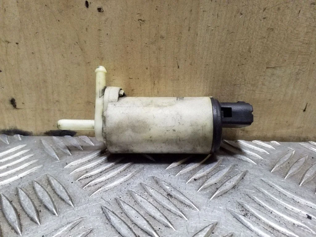 Klaasipesuvedeliku pump (klaaside) 044002