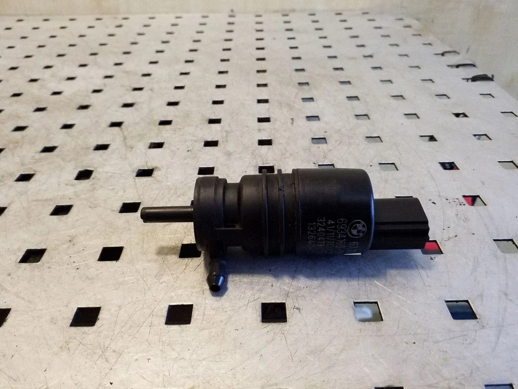 Klaasipesuvedeliku pump (klaaside) 6934160