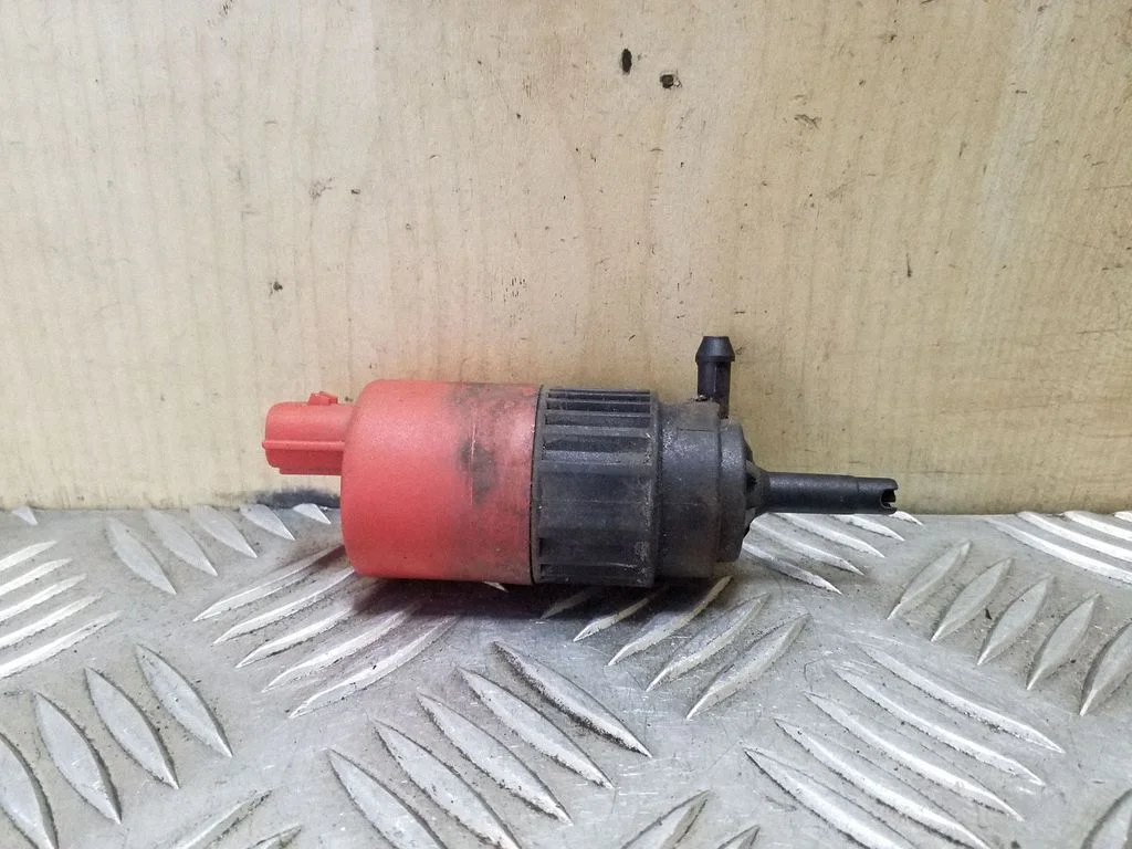 Klaasipesuvedeliku pump (klaaside)