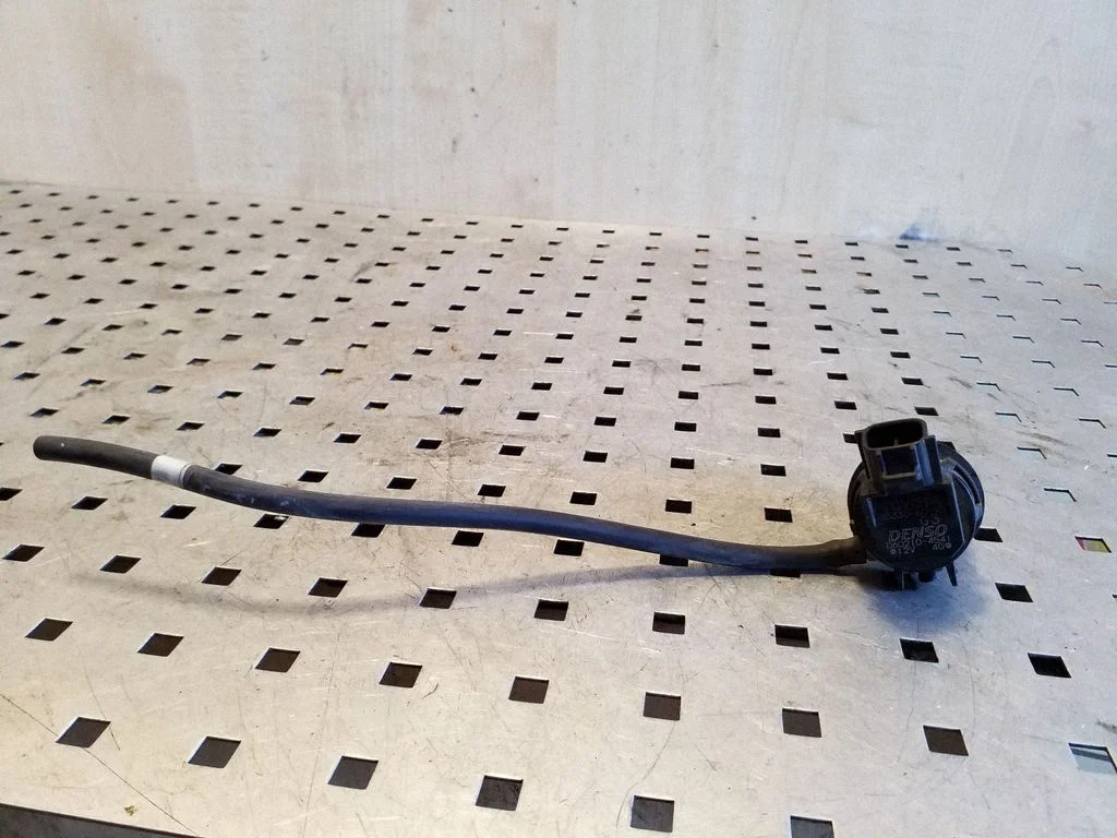 Windscreen/windshield washer pump 8533060180