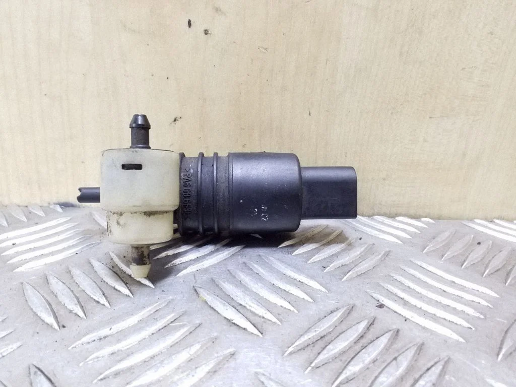 Klaasipesuvedeliku pump (klaaside)