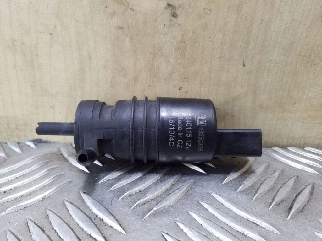 Klaasipesuvedeliku pump (klaaside) – Opel Antara (2006-2016)