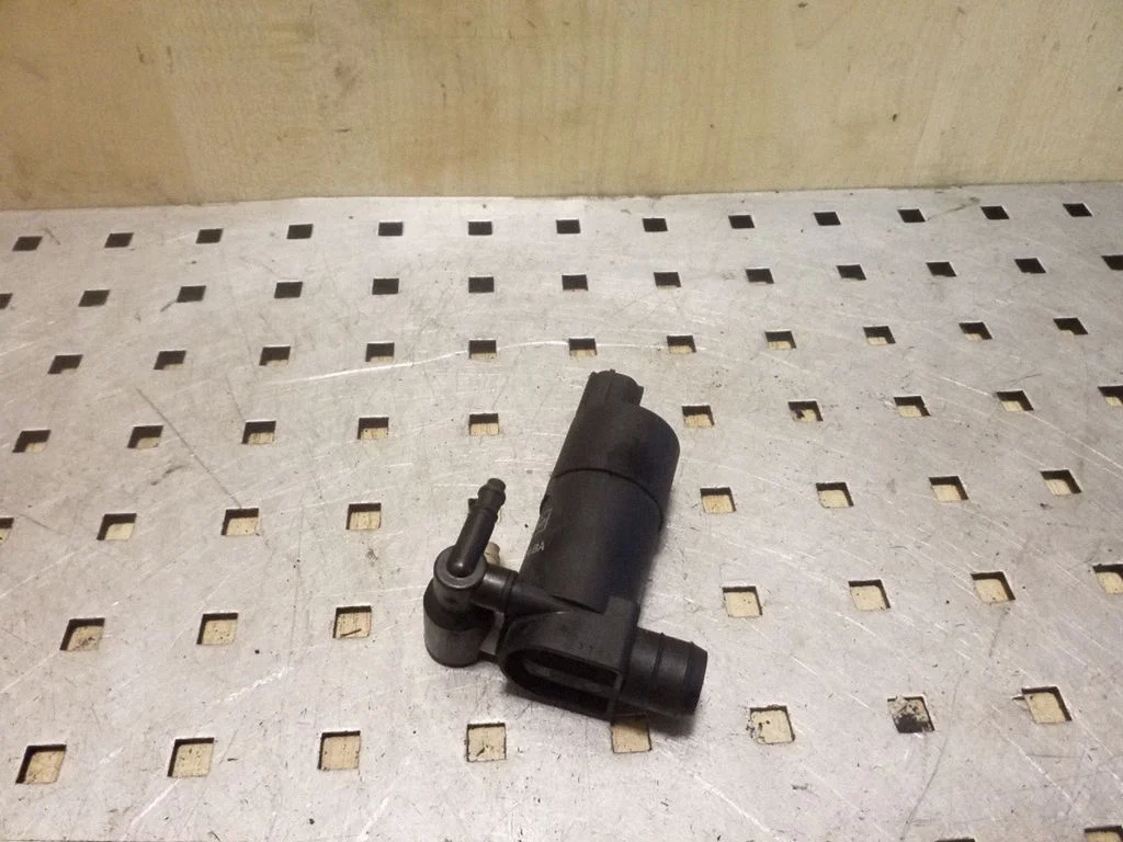 Windscreen/windshield washer pump BV6117K624BA