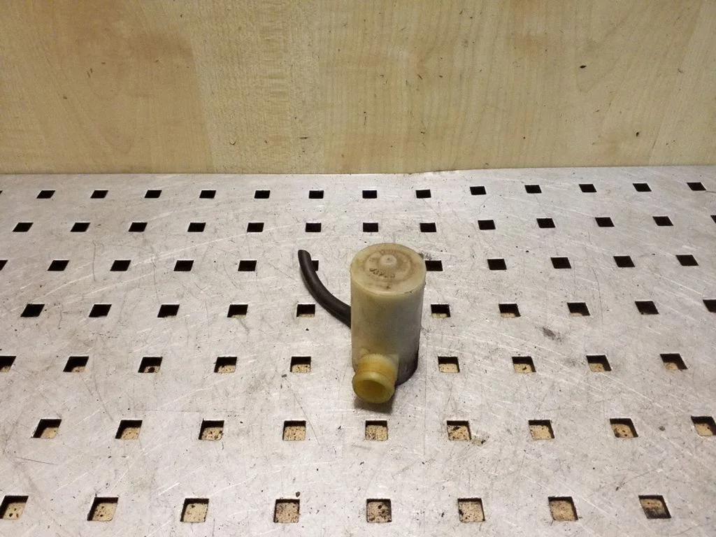 Klaasipesuvedeliku pump (klaaside)