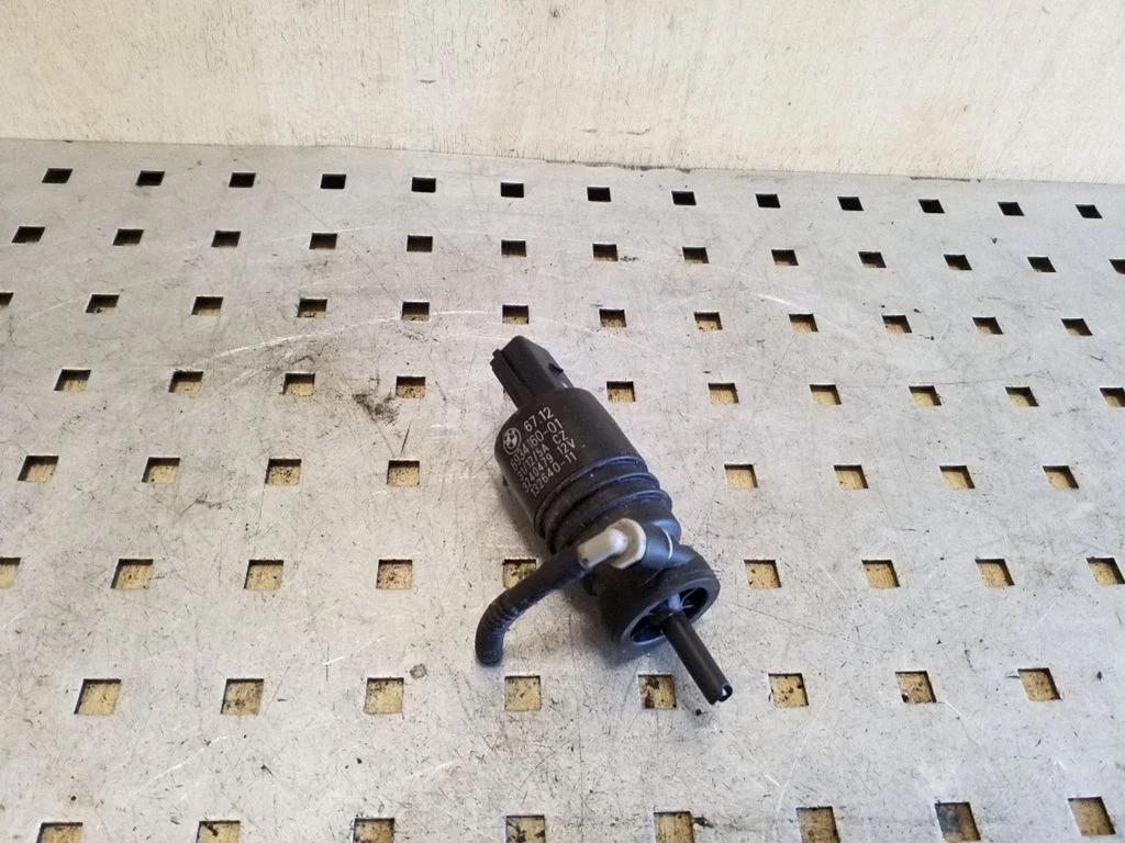 Windscreen/windshield washer pump 6712693416001