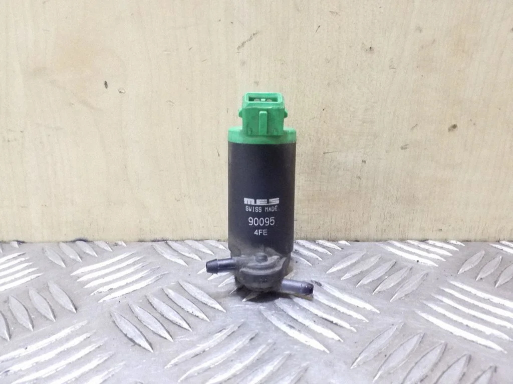 Windscreen/windshield washer pump