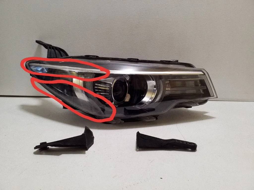 Headlight/headlamp 10301282