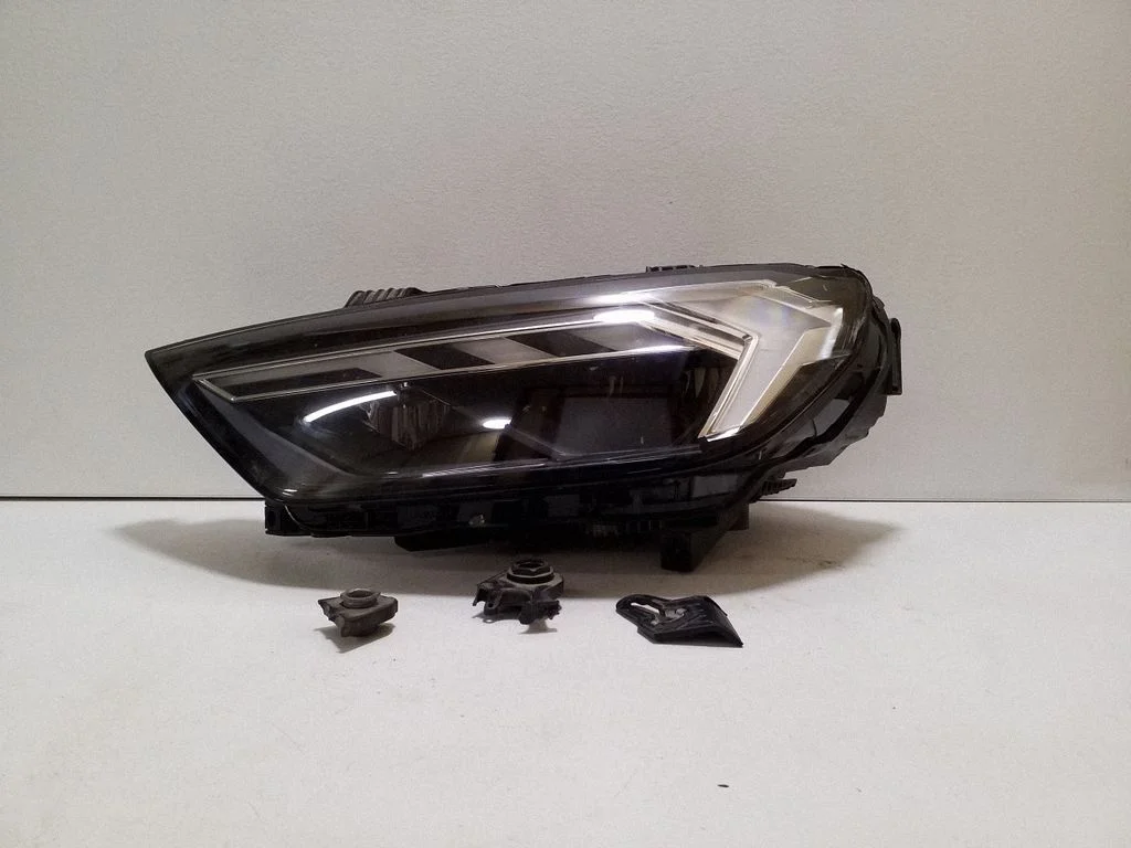 Headlight/headlamp 82A941033E