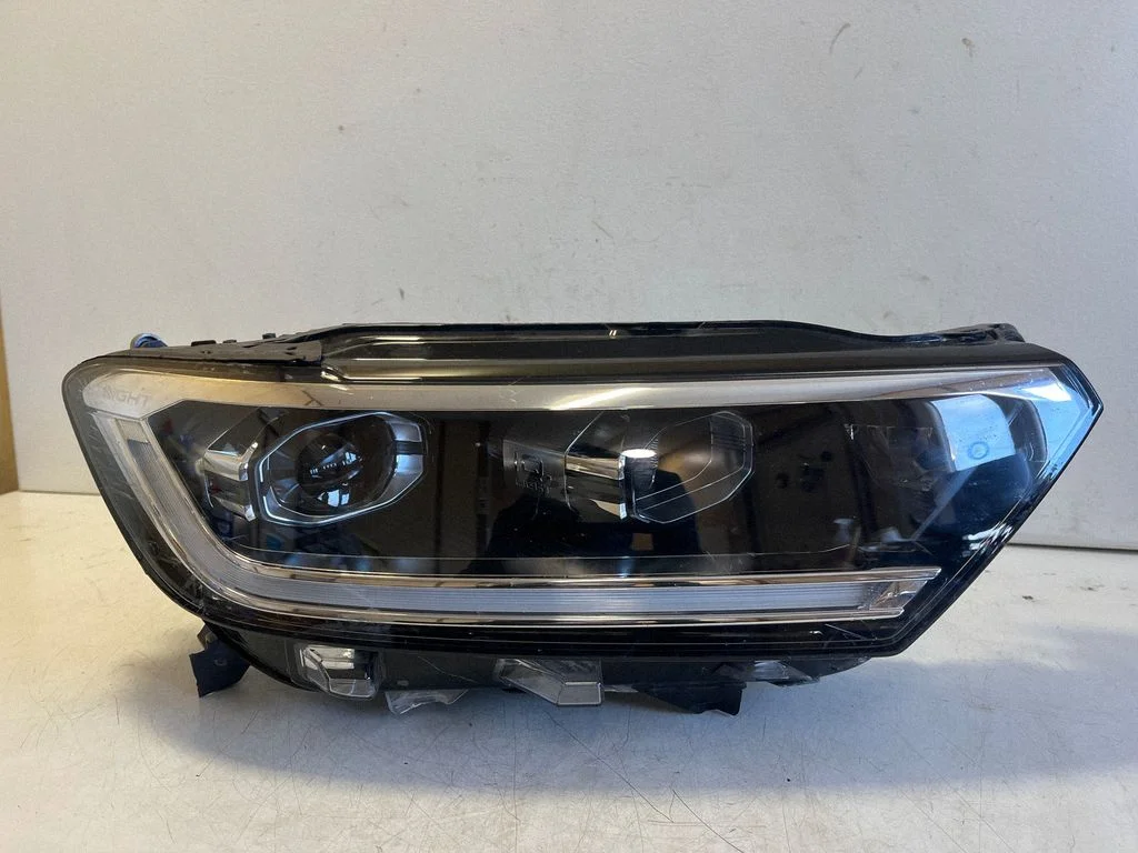 Headlight/headlamp 2GA941036AN