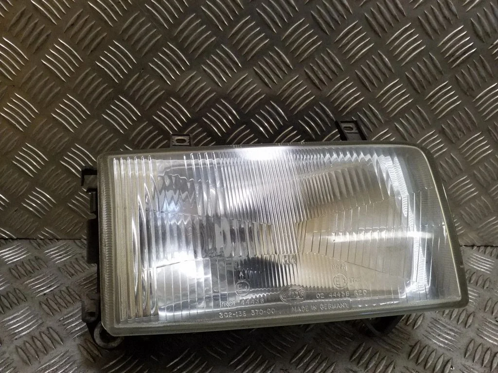 Headlight/headlamp 0244438