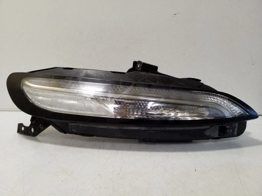Headlight/headlamp 68157104AO