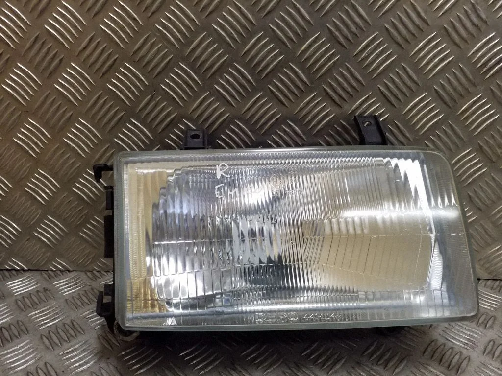 Headlight/headlamp 4411114R