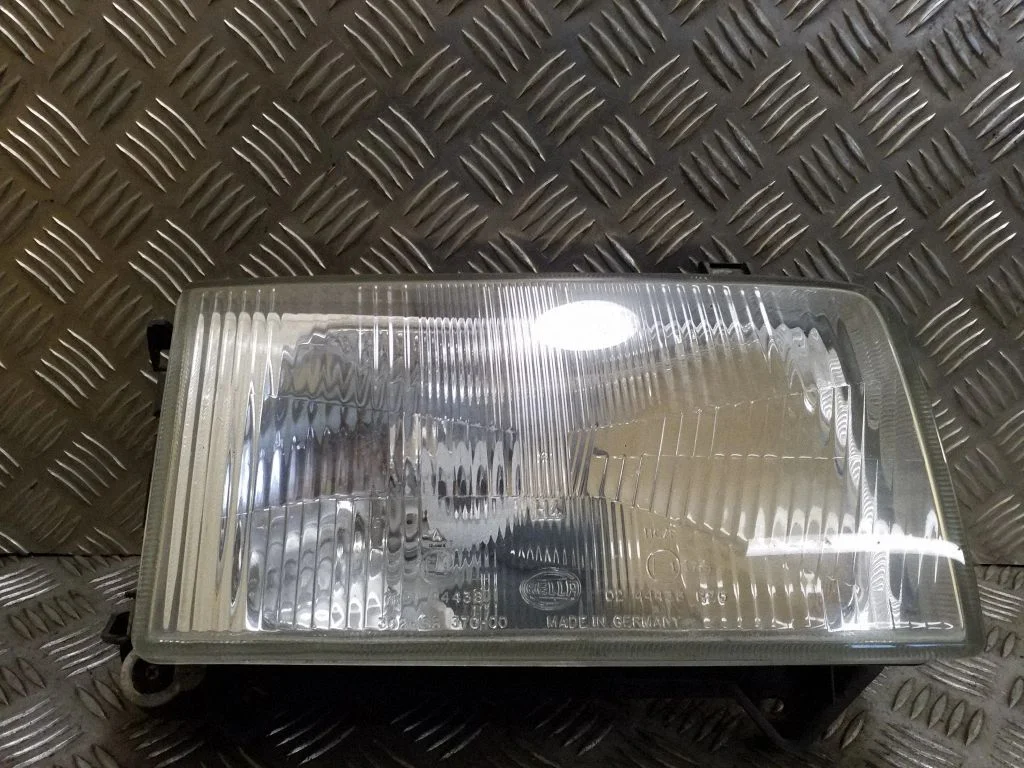 Headlight/headlamp 0244438