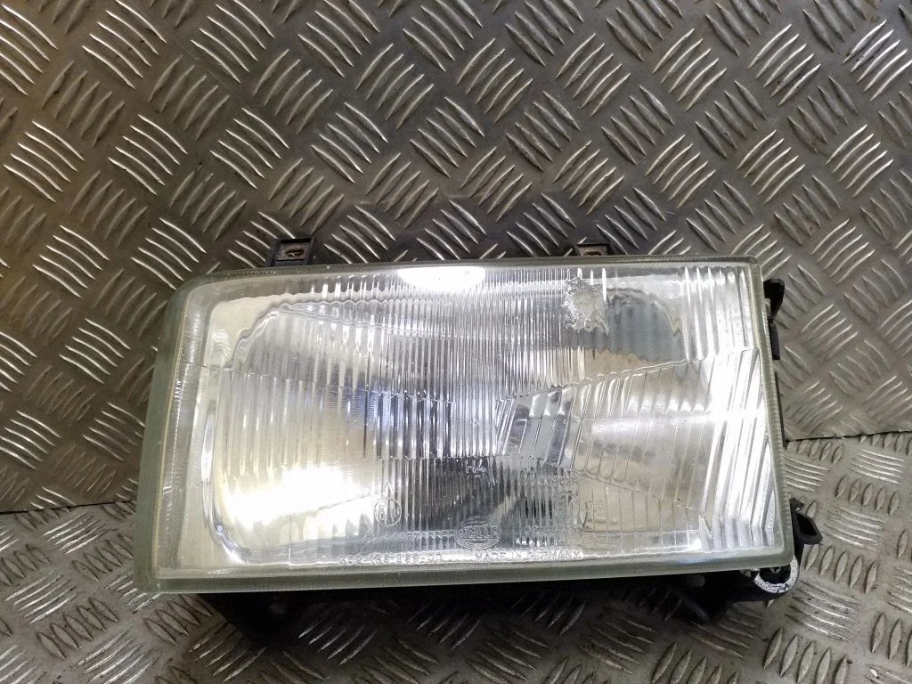 Headlight/headlamp 0244437