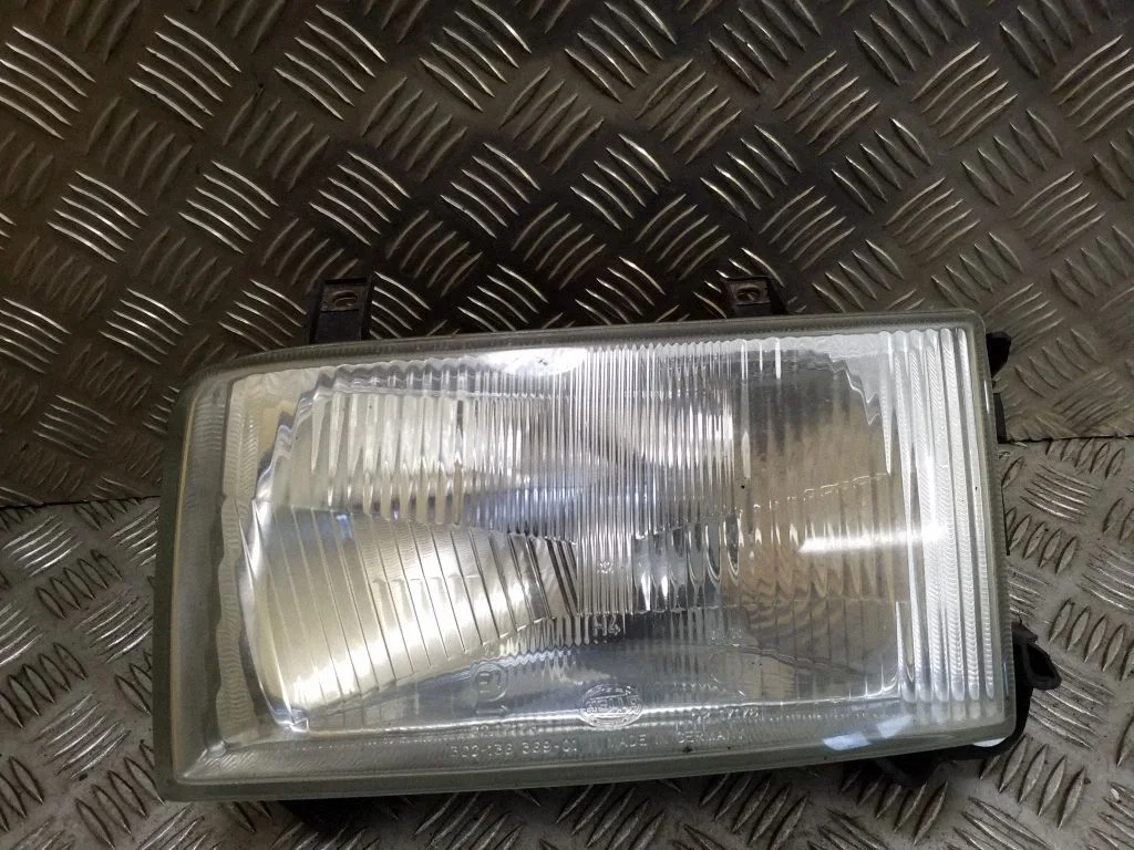 Headlight/headlamp 302136