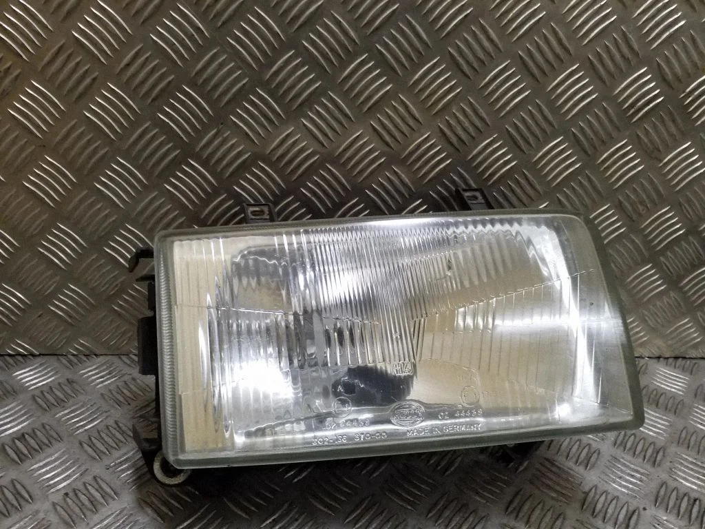Headlight/headlamp 0244438