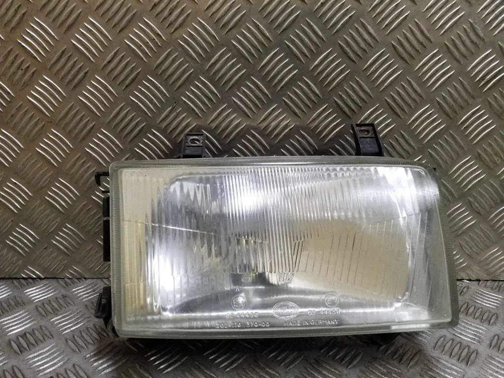 Headlight/headlamp 0244438