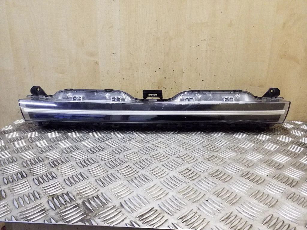 Headlight/headlamp 92209K0