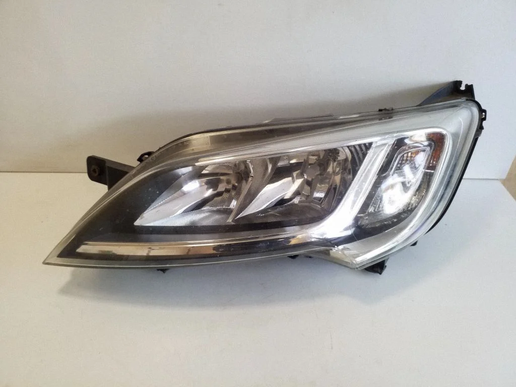 Headlight/headlamp 1374298080