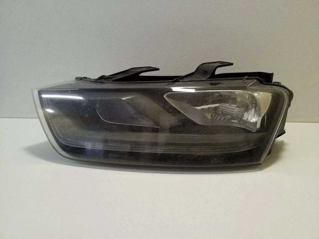 Headlight/headlamp 8U0941003N