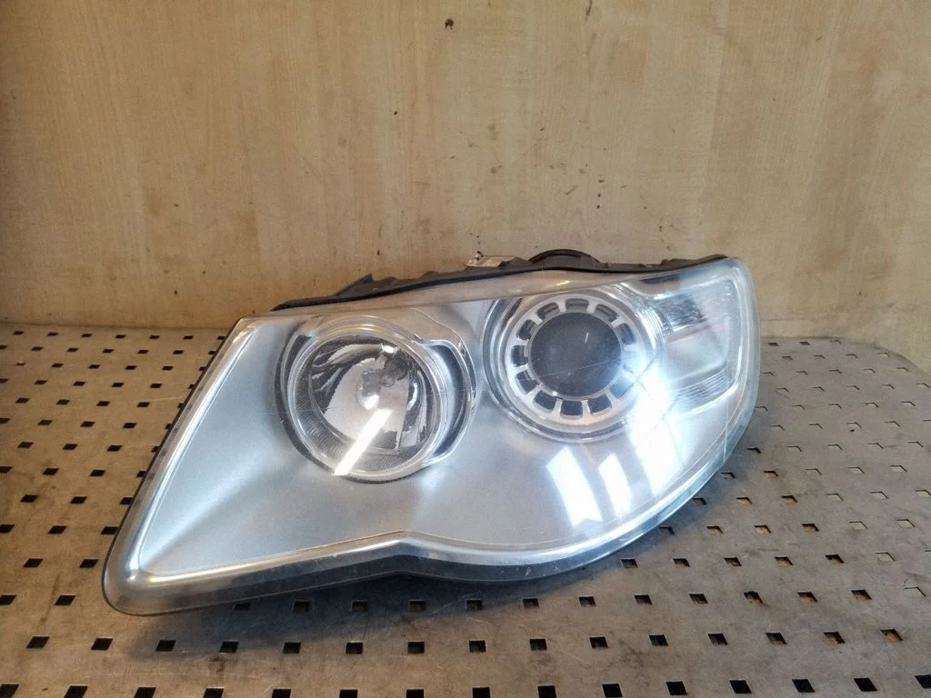 Headlight/headlamp 7L6941031A
