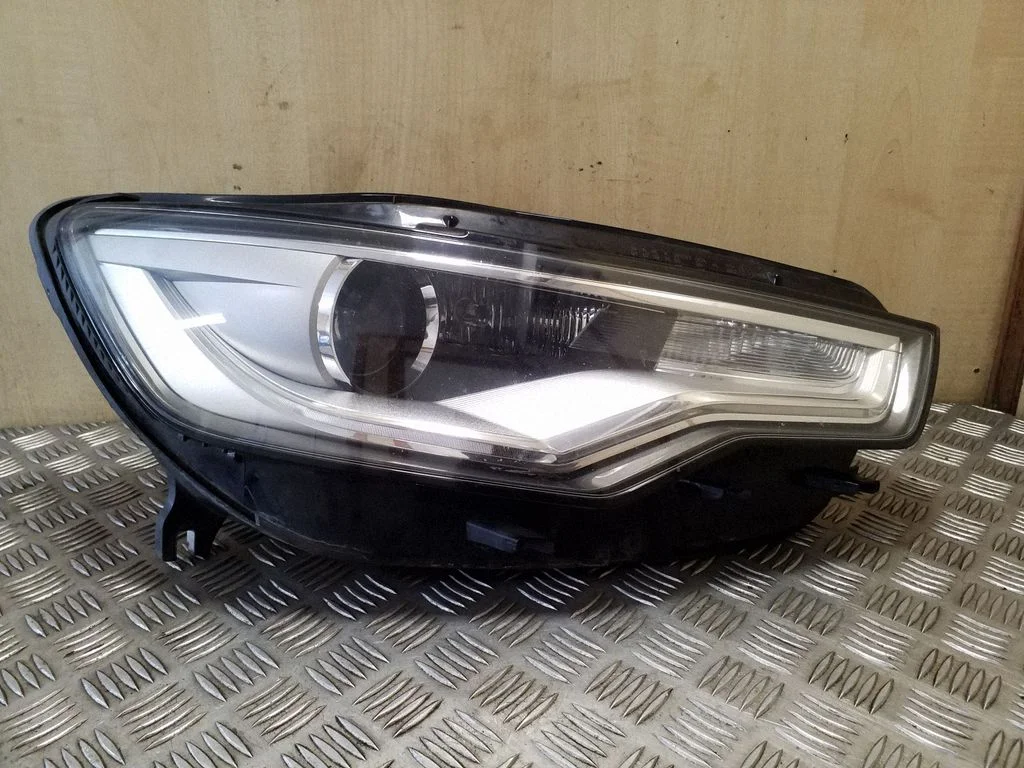 Reflektor 4G0941004D – Audi A6 S6 C7 4G (2011-2018)