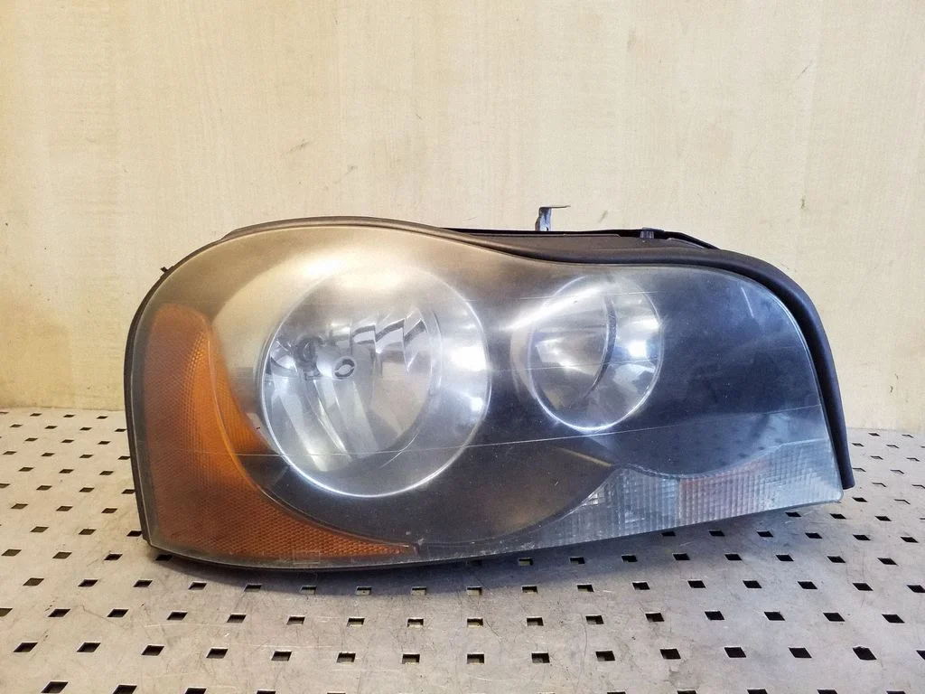 Reflektor 30678591 – Volvo XC90 (2003-2006)
