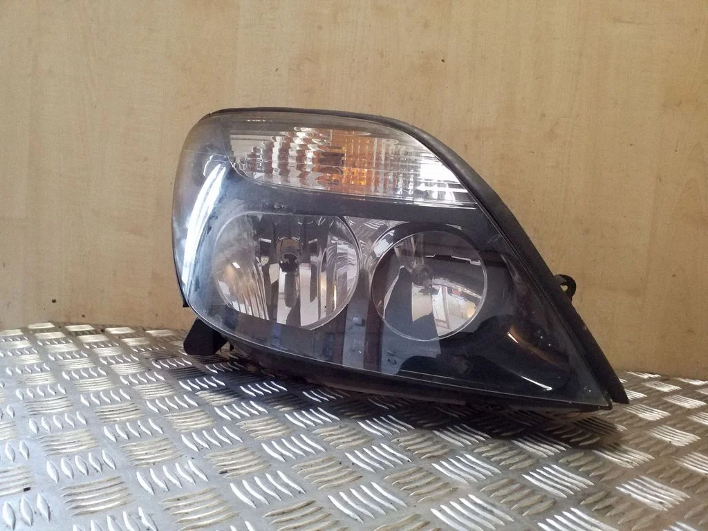 Headlight/headlamp 89003125D – Renault Scenic I (1996-2003)