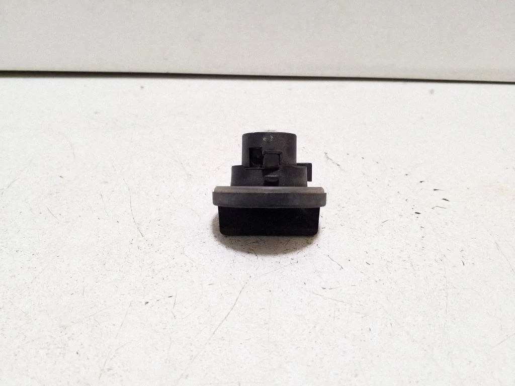 Headlight part – Audi A6 Allroad C6 (2006-2011)