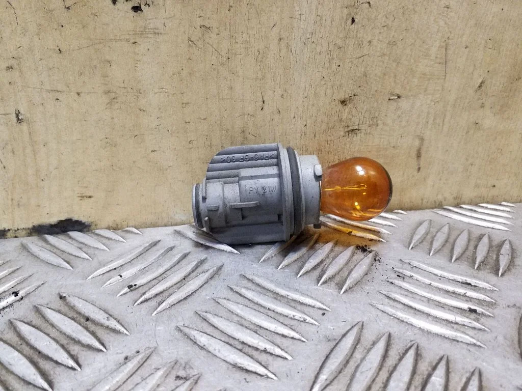Headlight part