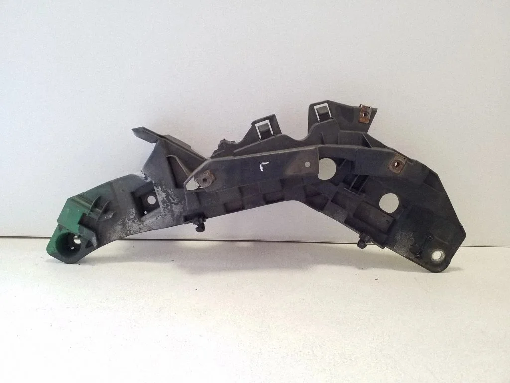 Headlight/headlamp mounting bracket 1375163080