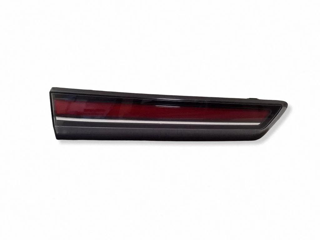 Tailgate rear/tail lights 9833944480