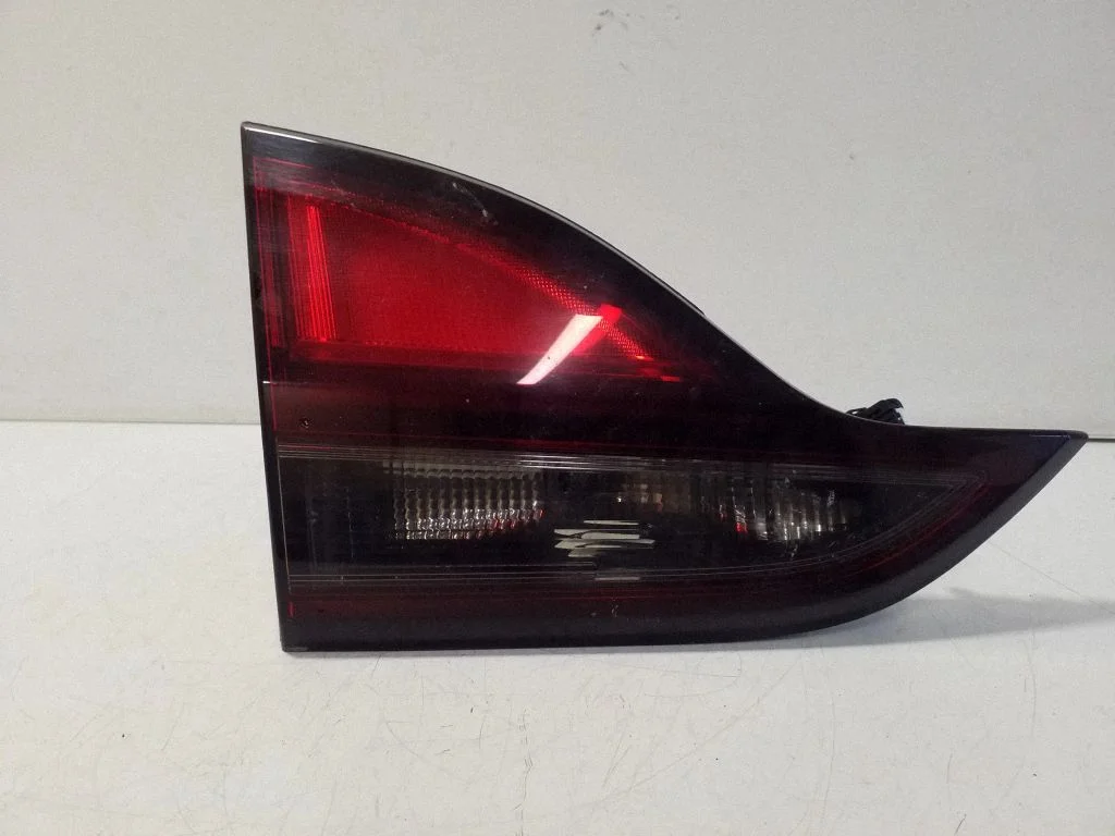Tailgate rear/tail lights – Opel Zafira C (2011-2019)