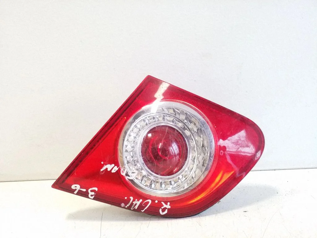 Tailgate rear/tail lights 273002 – Volkswagen Passat B6 (2005-2010)