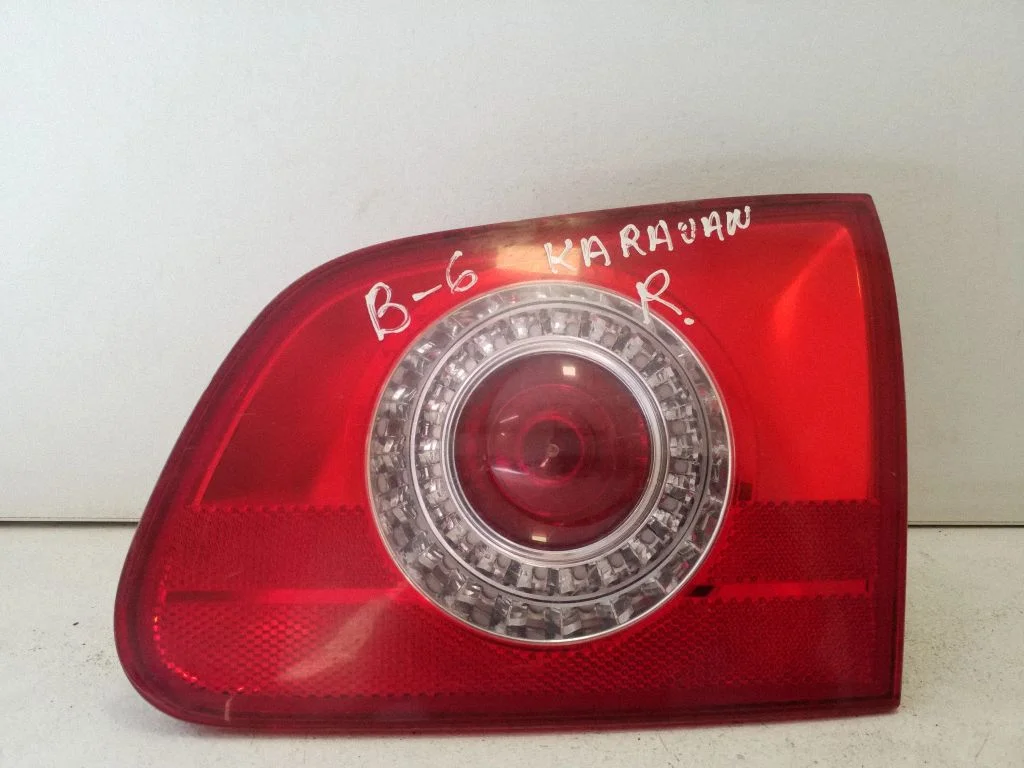 Tailgate rear/tail lights 272002 – Volkswagen Passat B6 (2005-2010)