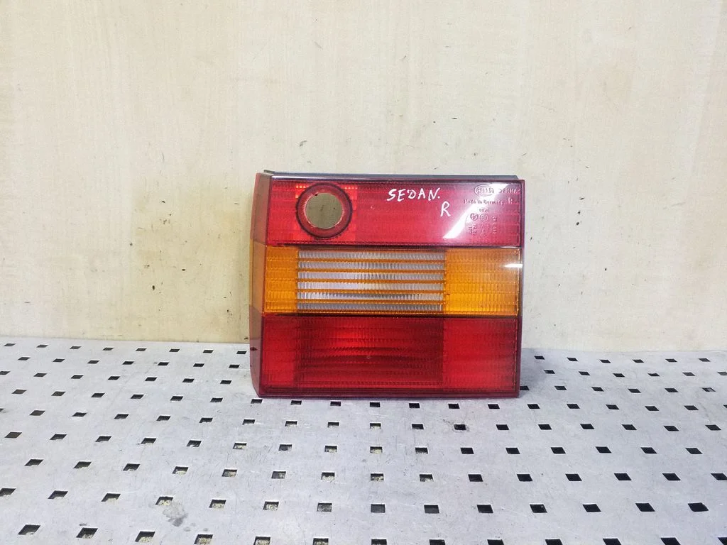 Tailgate rear/tail lights 3A5945108 – Volkswagen Passat B4 (1994-1996)