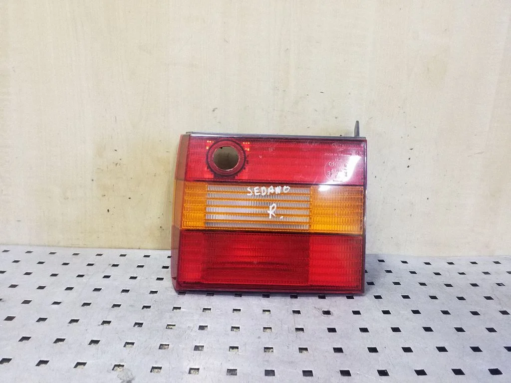 Tailgate rear/tail lights 3A5945108 – Volkswagen Passat B4 (1994-1996)